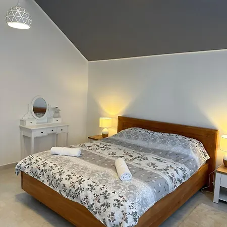 Iva Lux2 Apartment